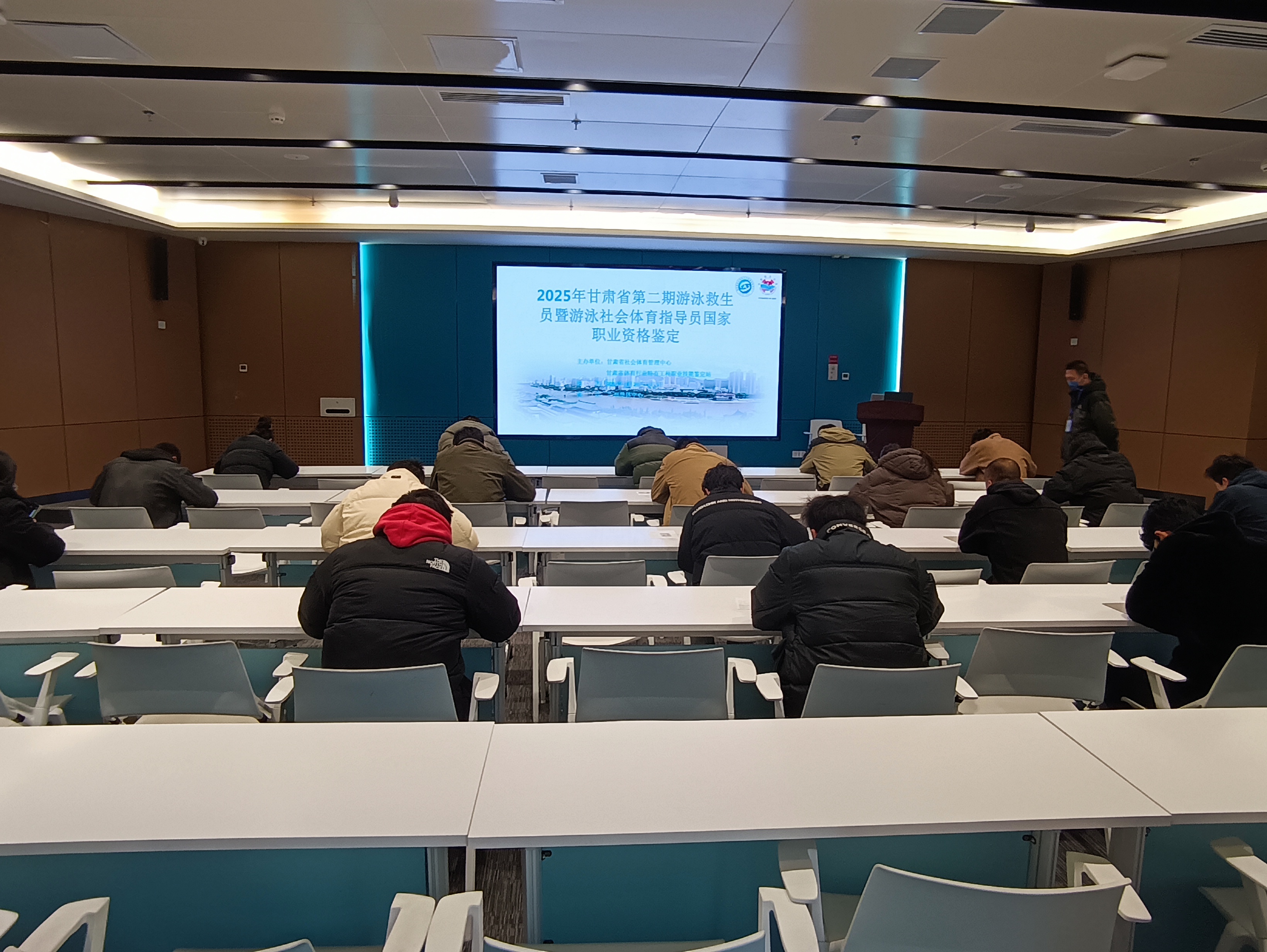 国家职业技能鉴定=国家职业技能鉴定实行什么命题原则